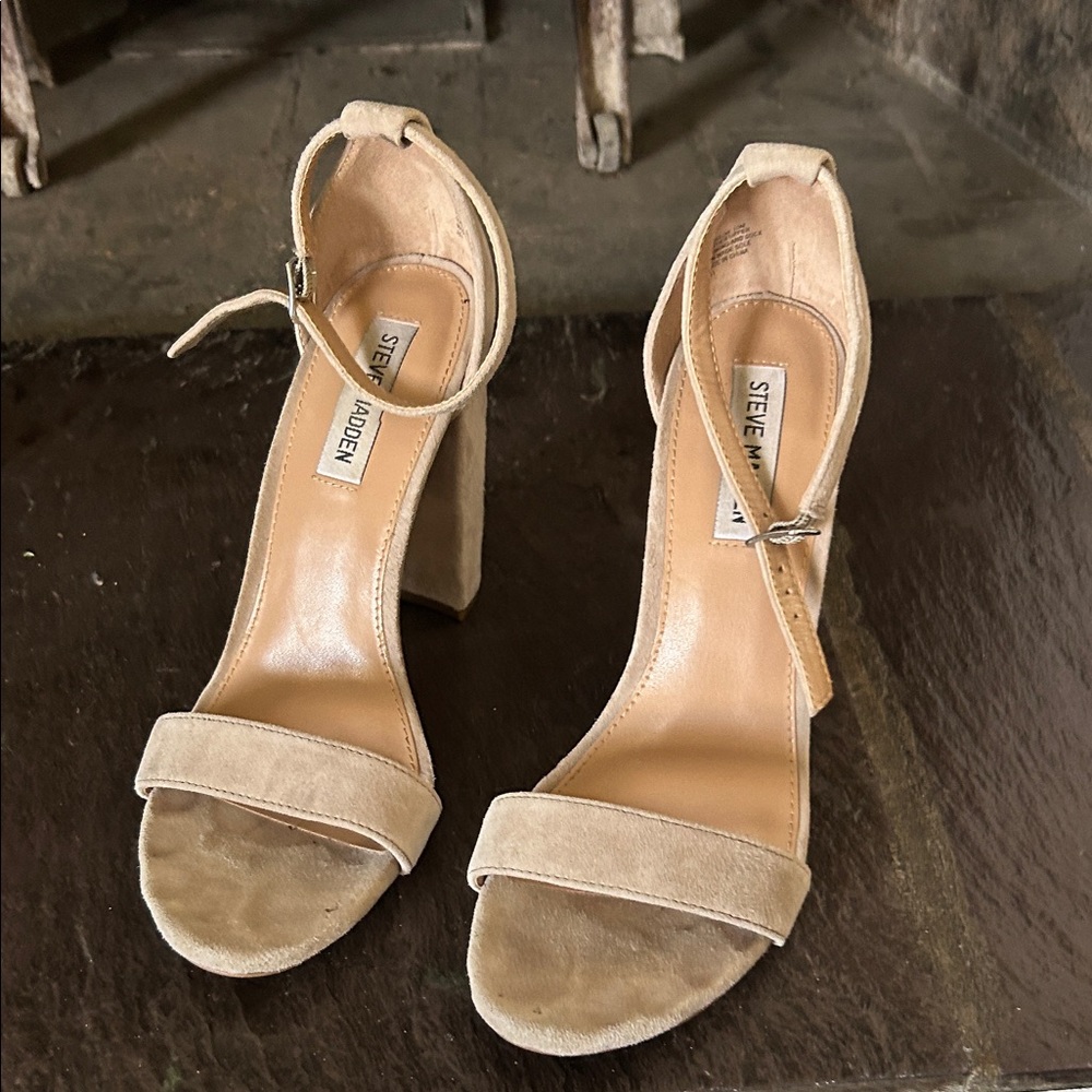 Steve Madden Beige Block Heel Sandals